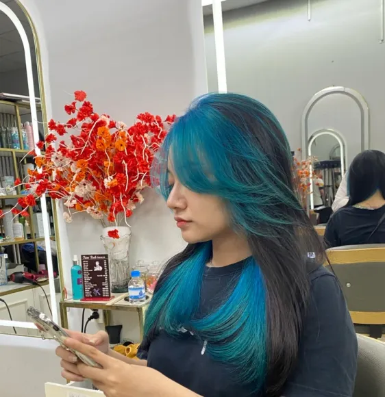 Nhuộm tóc giá rẻ uy tín tại Bình Trị Đông – Giải pháp làm đẹp an toàn 