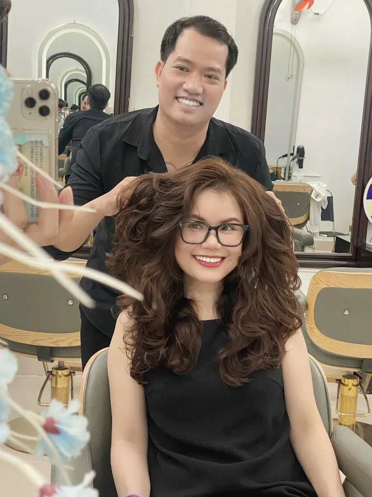 TÂM TÌNH HAIR SALON  